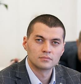 Искандер Булатович Мельдебеков